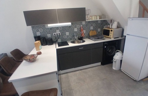 Herouville-Saint-Clair Apartment | Mbine Senghore
