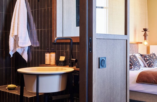 Courtoisville-Sillon-Moka Hotel | Mercure St Malo Front De Mer