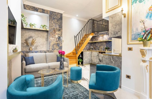 4th Arrondissement Apartment | Merveil Luxury Suite - Saint Louis