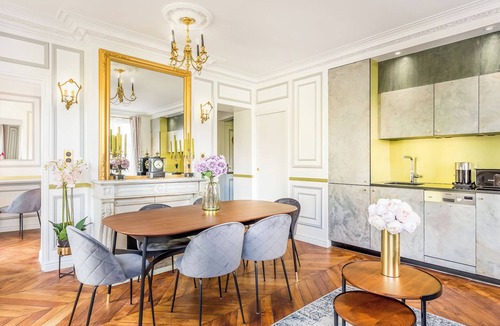 Les Halles Apartment | Merveil Luxury Suites - Sebastopol I-II