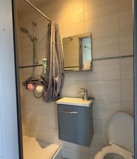Mery-sur-Oise Bed & Breakfast | Mini studio et espace extérieur