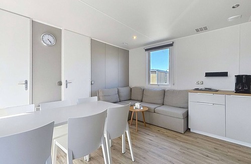 Jullouville-les-Pins House | Mobil-home in the heart of Jullouville - 6 guests