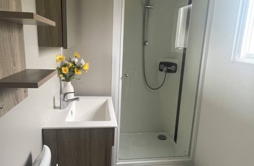 Saint-Arnoult House | Mobile Home, at a Campground ⭐️⭐️⭐️⭐️⭐️ 3 km from the ocean