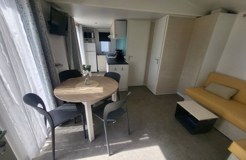 Les Pieux House | Mobile home rental on a 5-star campsite between land and sea.