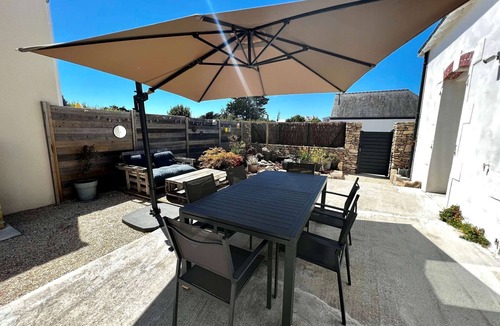 Quiberon Villa | Modern 4BR Home in Quiberon with Garden, 600m from Beach, Sleeps 8