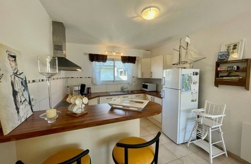Quiberon Villa | Modern 5-Room House in Calm Area, Near Beach, Sleeps 8, Pet-Friendly