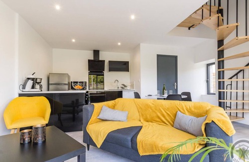 Lingreville Cottage | Modern house with spa and garden near the beach