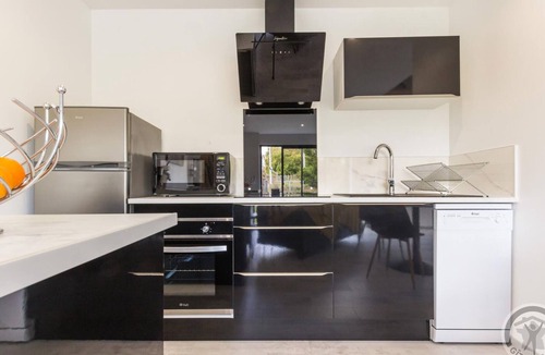 Lingreville Cottage | Modern house with spa and garden near the beach