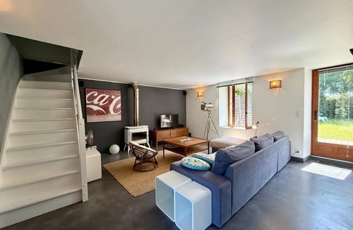 Lingreville Cottage | Modern house with parking and WIFI near the west coast