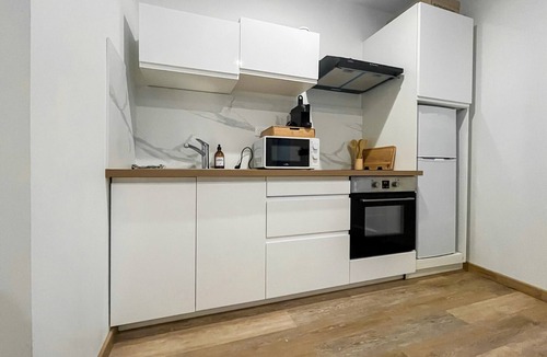 Les Hauts de Saint-Aubin Apartment | Modern one-bedroom apartmen - ideally located near the city center