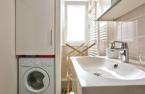 Quartier de Rochechouart Apartment | Modern Renovated studio cozy and quiet