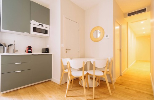 Quartier de la Porte-Saint-Denis Condo | Modern & Serene 1BR Apartment in Paris