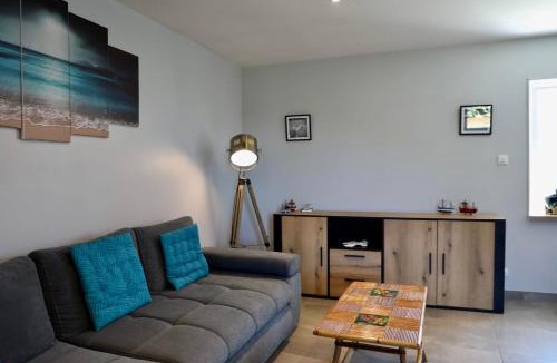 Les Moitiers-d'Allonne House | Moitiers
