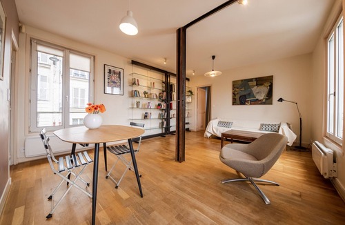 Montmartre Apartment | MONTMARTRE PARIS VIEW, SACRE-COEUR 30–60 days ahead? Private offer EIF-VBp