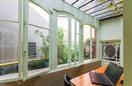 Montmartre Apartment | MONTMARTRE SPACIOUS DUPLEX, ATTRACTIONS, 30–60 days ahead? Private offer ART-VBp