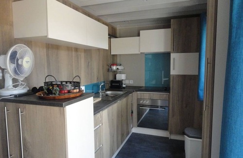 Saint-Hilaire-de-Riez Ski Chalet | New Chalet with Shared Pool, Near Beach - St. Hilaire de Riez - Sleeps 6