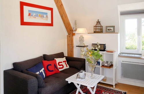 Saint-Cast-le-Guildo Apartment | Nice apartment for 4 guests with WIFI, TV and terrace
