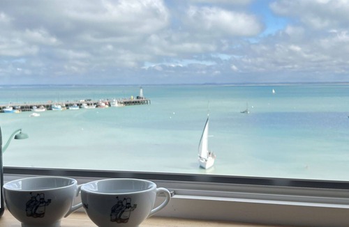 Cancale Apartment | Nice apartment for 6 guests with WIFI, TV and terrace