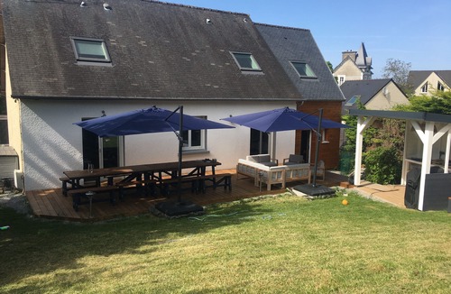 Saint-Cast-le-Guildo Villa | Nice house, quiet, 400 m from the beach