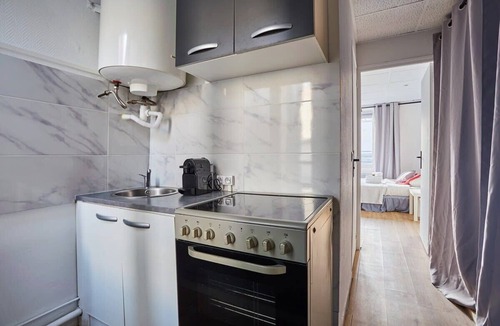 Saint-Merri Apartment | Nice Studio Beaubourg/Le Marais 6