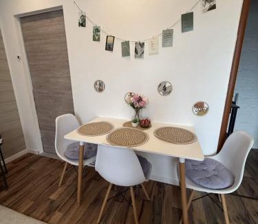 Entzheim Apartment | Nid Alsacien Cosy et Climatisé