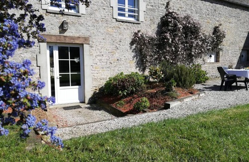 Sainte-Marie-du-Mont Cottage | Norman House near Landing Beaches