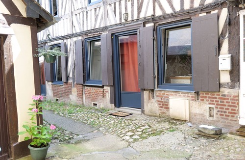 Pont-Audemer House | Norman nest