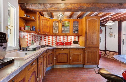 Lieurey Villa | Normandy House: Spa, Pool, Jacuzzi & Tennis – 12 Guests