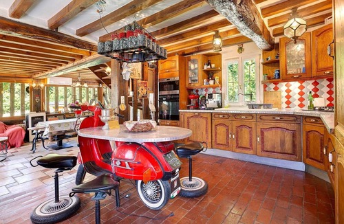 Lieurey Villa | Normandy House: Spa, Pool, Jacuzzi & Tennis – 12 Guests