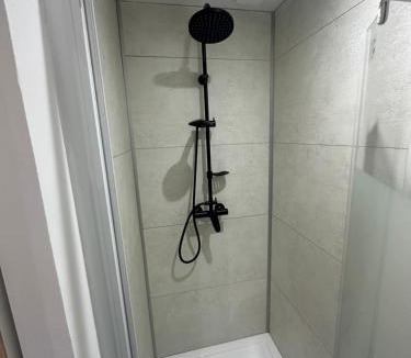 Ige Apartment | Normandy suites - APPARTEMENT RENOVÉ À 45 MIN DU MANS