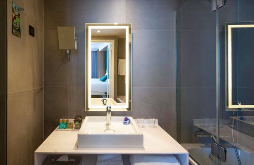 Falguiere Hotel | Novotel Paris Centre Gare Montparnasse