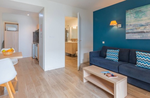Noirmoutier-en-l'Ile Apartment | Odalys Collection Dom.des Pins st2 Pers by Interhome