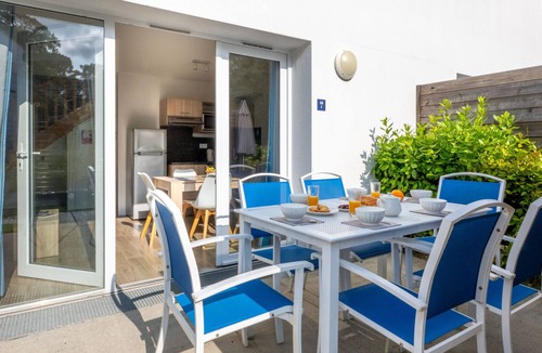 Noirmoutier-en-l'Ile Apartment | Odalys Collection Dom.des Pins st2 Pers by Interhome