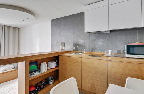 Odeon Apartment | Odéon Confort: Symphony of Elegance