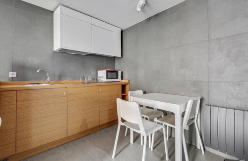 Odeon Apartment | Odéon Confort: Symphony of Elegance