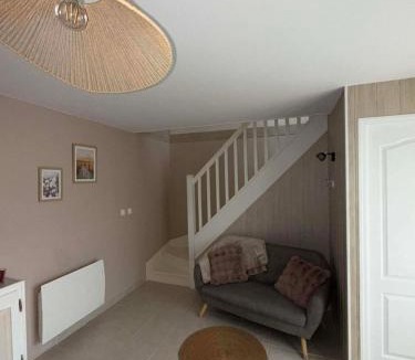 Formigny House | OMAHA holiday cottage stay near the D-Day beaches