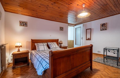 Sille-le-Guillaume House | On The Rocks - Alpes Mancelles