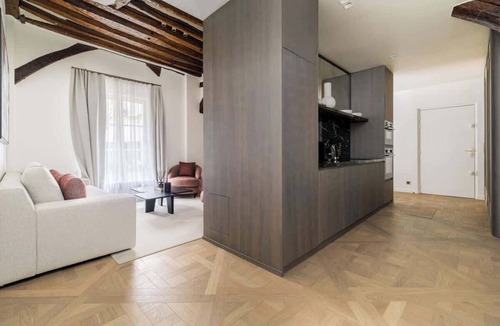 Saint-Thomas-d'Aquin Apartment | ONIRI - Sublime Serviced 3-BR/3BA - Saint Germain