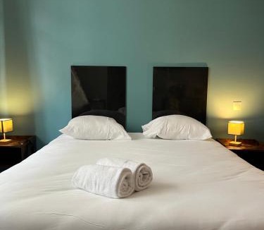 Saint-Aignan Apartment | Onyx Grey