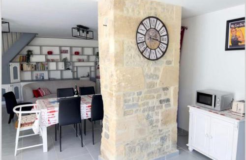 Formigny House | Overlord holiday cottage cosy house in Formigny