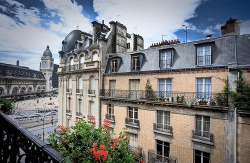 Quinze-Vingts Hotel | Palym