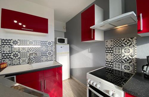 Pontorson Apartment | PANORAMA Balcony