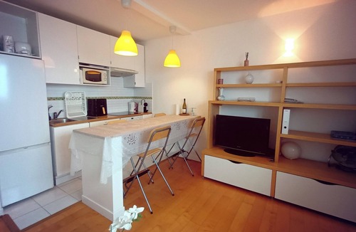 Saint-Lambert Apartment | Panoramic Views of Paris and Pool