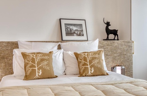 Quartier de la Monnaie Apartment | Paris Central Gem 9 Min Walk to Notre-Dame and Louvre