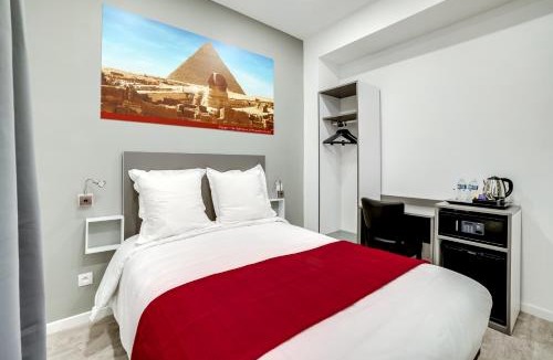 Clichy Hotel | Paris Hotel