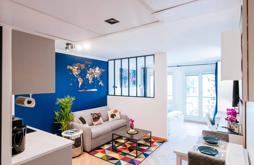 Issy-les-Moulineaux Apartment | Paris Porte de Versailles -Metro