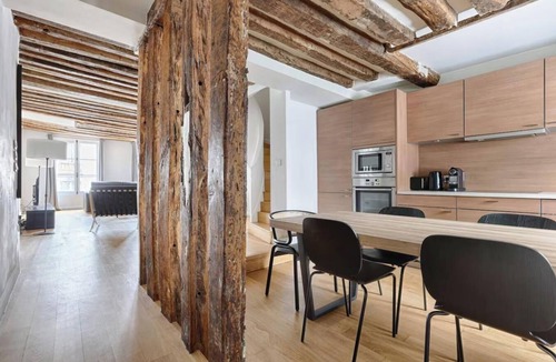 Saint-Germain-des-Pres Apartment | PARISIAN ELEGANCEWITH EXPOSED BEAMS PERFECTLY LOCATED-SAINT GERMAIN– RUE DU BUCI