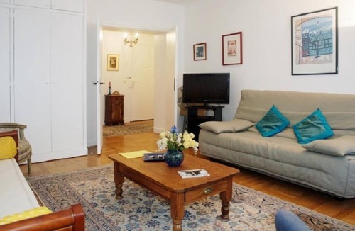 7th Arrondissement Apartment | Parisian Home|S07322|Studio|Invalides