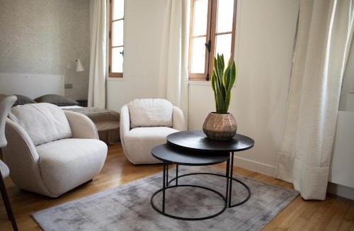 Centre Apartment | Parlement - Beau Studio lumineux - Bail Mobilité ou Etudiant