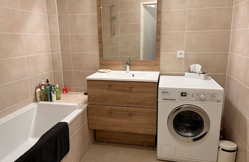 Clamart Apartment | Peaceful accommodation in Clamart, near Paris.